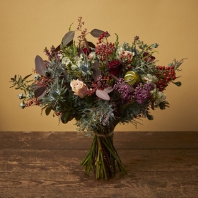 Christmas flowers in Clapham, SW4, Sw12, Balham and London by Clapham Flowers